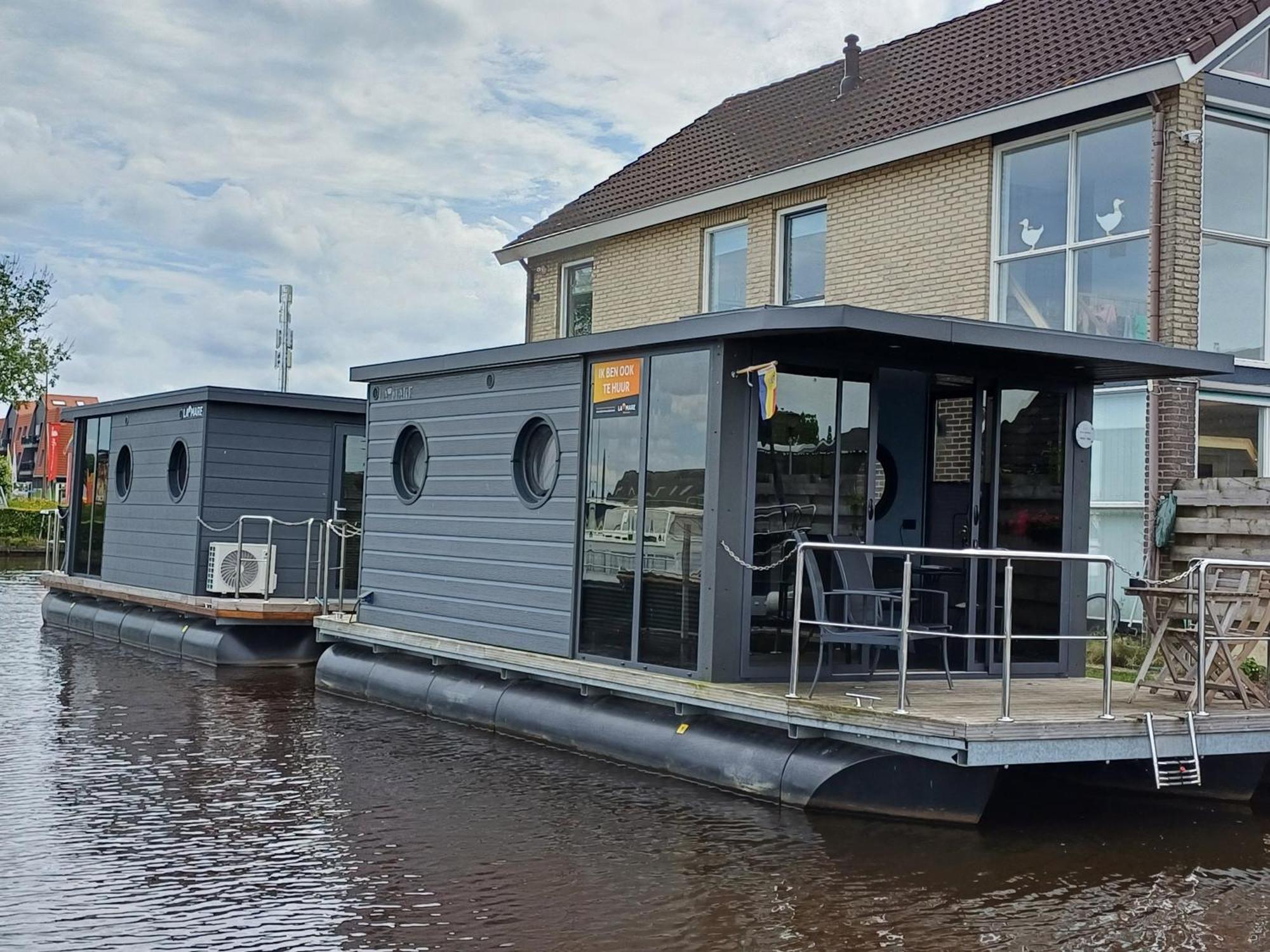 Bed-On-A-Boat Hotel Гитхорн Екстериор снимка